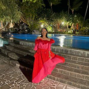 Meet your Posher, Gregory